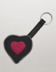 Centred main product image of the red heart keyring.